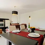 Апартаменты Senhora Areias - Spacious Near The Cabedelo Виана-ду-Каштелу