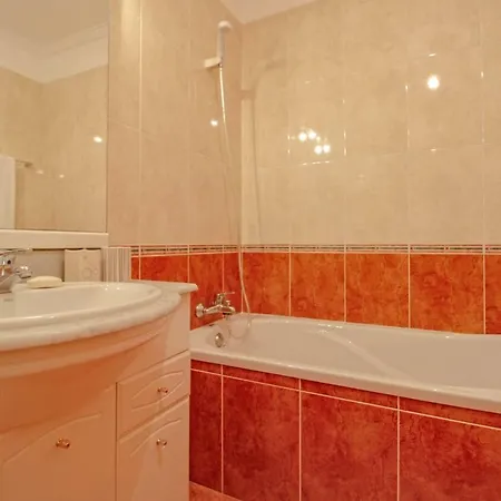 Apartment Senhora Areias - Spacious Near The Cabedelo Viana do Castelo
