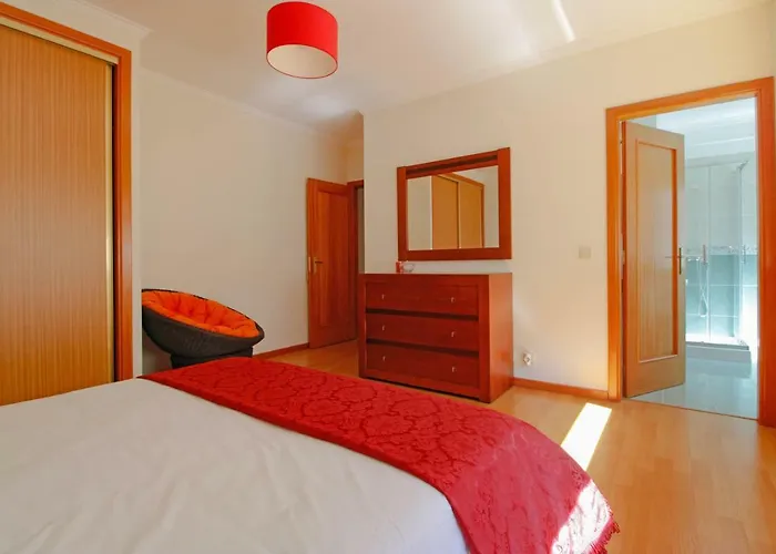 Senhora Areias - Spacious Near The Cabedelo Viana do Castelo
